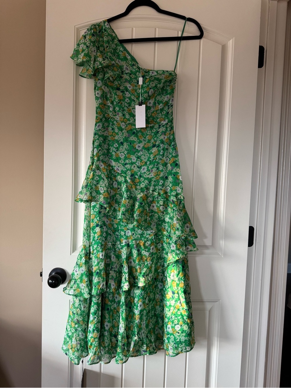 ASTR The Label Victoriana One-Shoulder Green Floral Ruffle Midi Dress - Picture 3 of 5